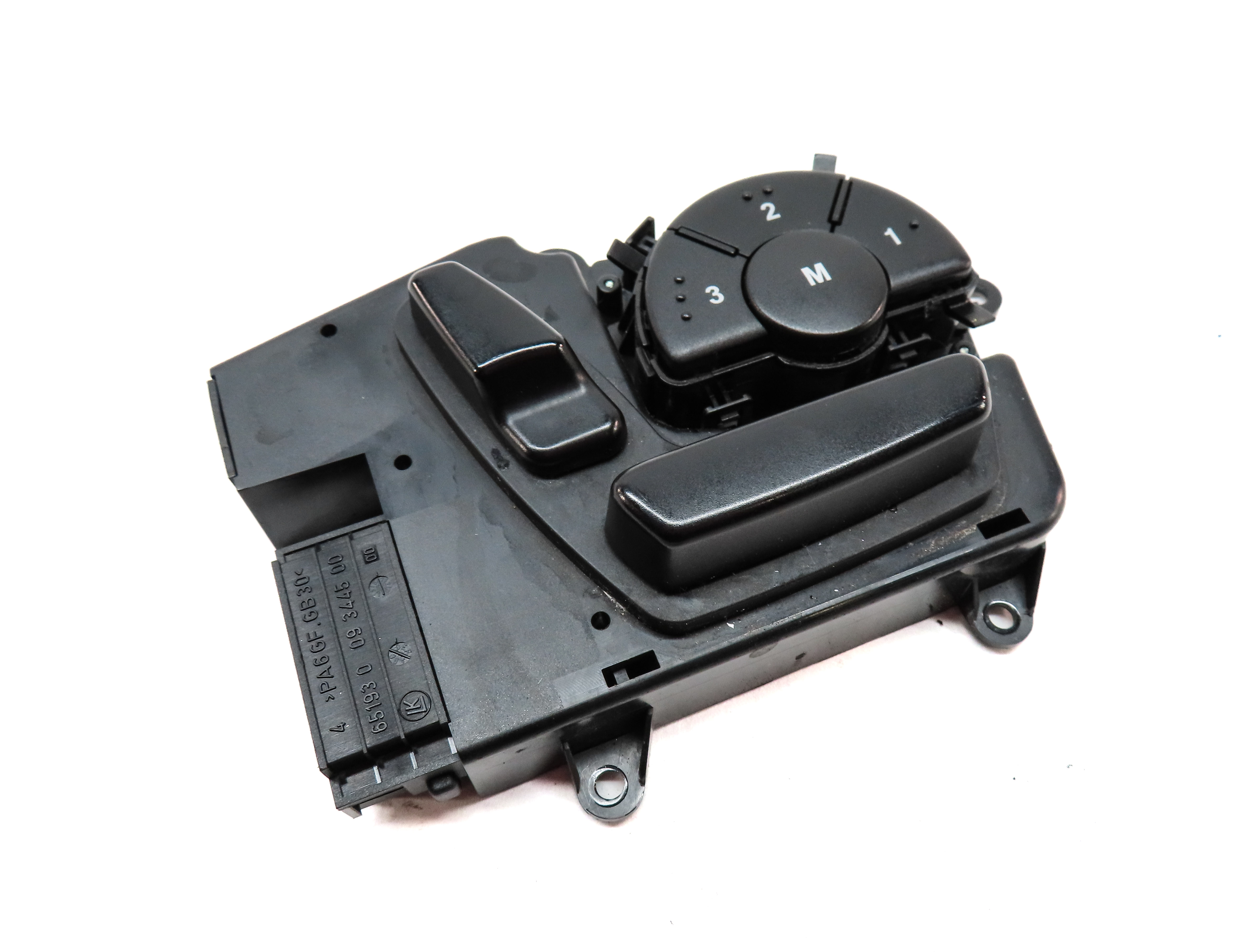 2009 MERCEDES GL320 (X164) FRONT RIGHT PASSENGER MEMORY SEAT ADJUST SWITCH — exact item pictured